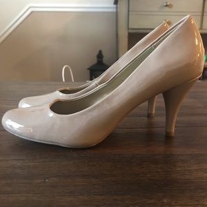 {Bandolino} Nude Pumps sz 8 VGUC